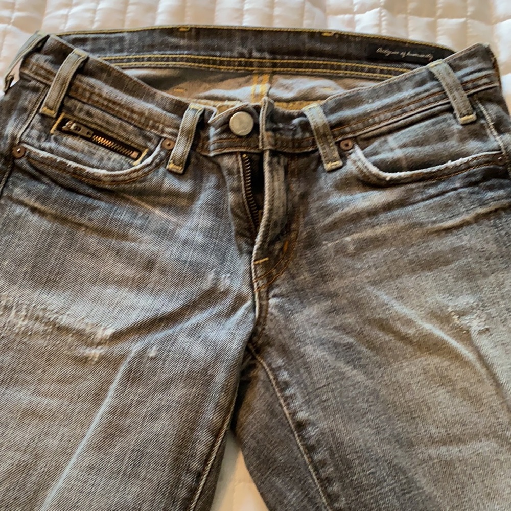 Denim - Picture 6 of 7